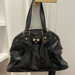 Yves Saint Laurent Glossy Black Shoulder Bag